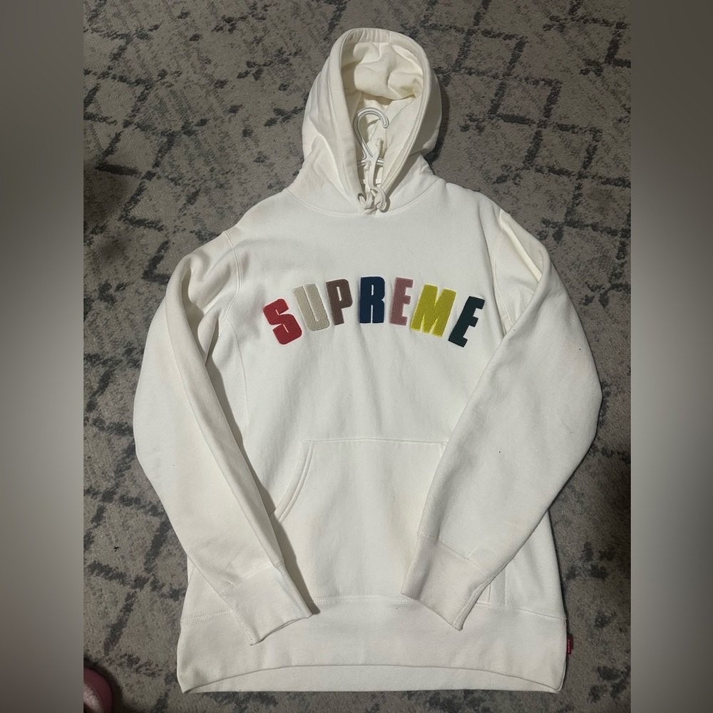 SUPREME hoodie